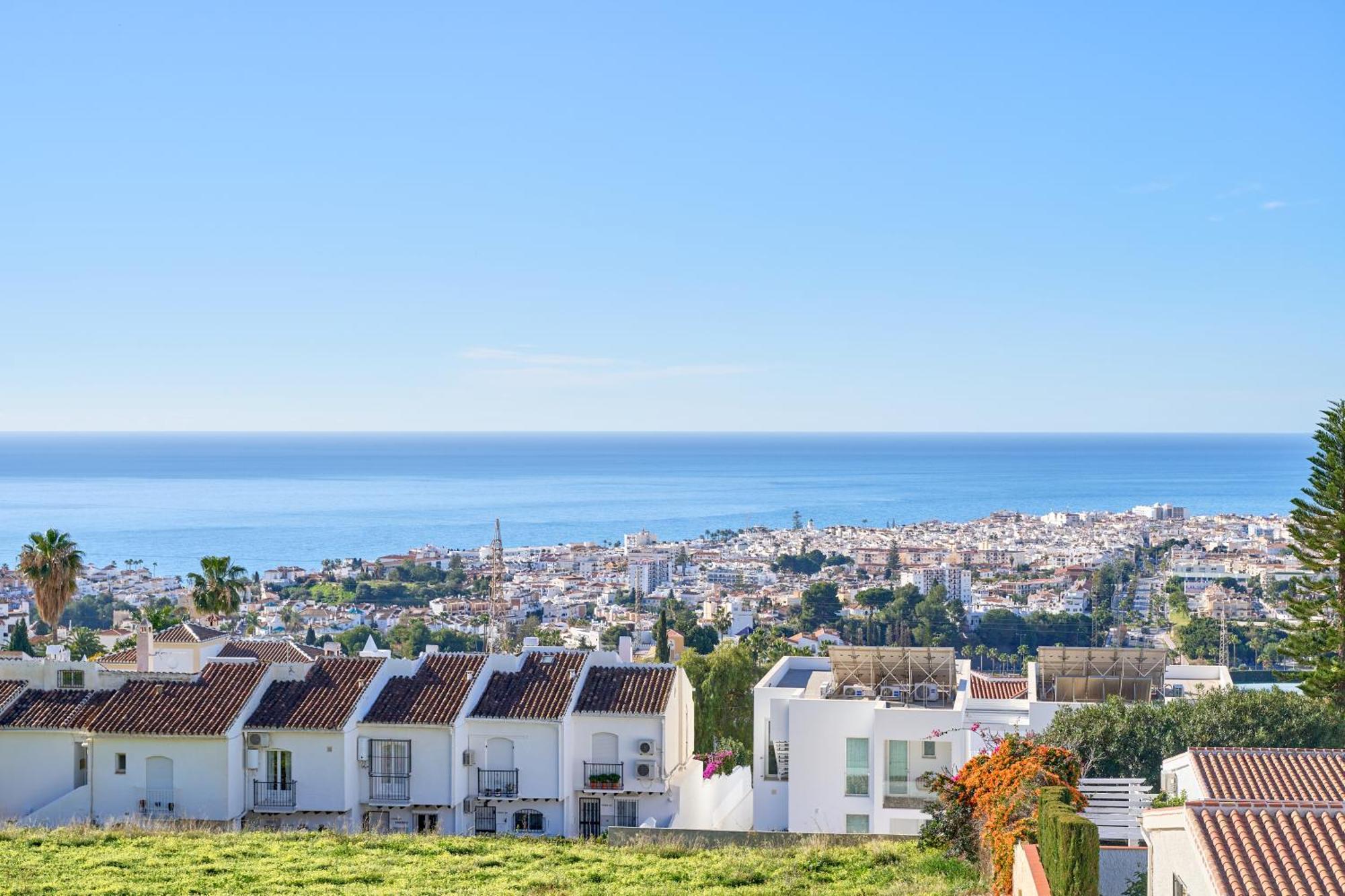 Sea View Capistrano Nerjaアパートメント エクステリア 写真